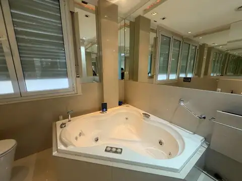 Departamento 4 ambientes con 2 baños