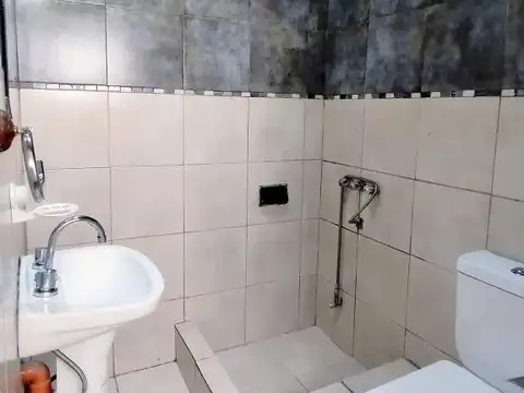 Casa 3 ambientes en venta en Morón