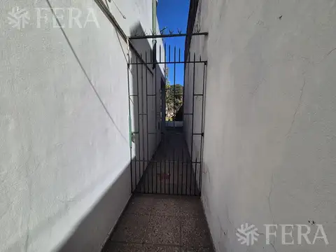 Casa en Venta en Bernal Oeste, USD 55.000