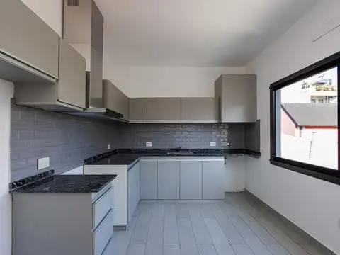 Depto 2 ambientes en duplex con Cochera y Terraza