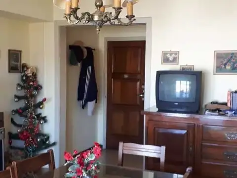 Calle 32 1100, Piso 2