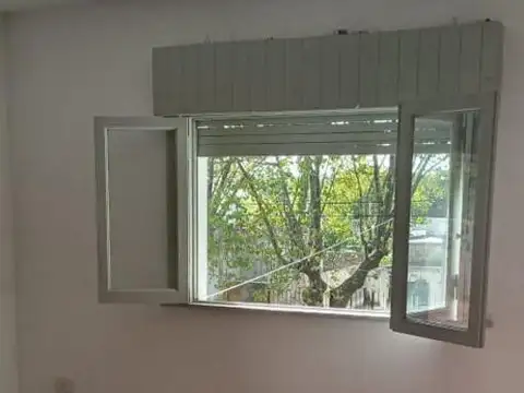 Departamento 4 ambientes con 3 baños