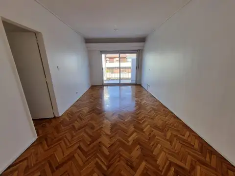 Teodoro García 2400, Piso 8°