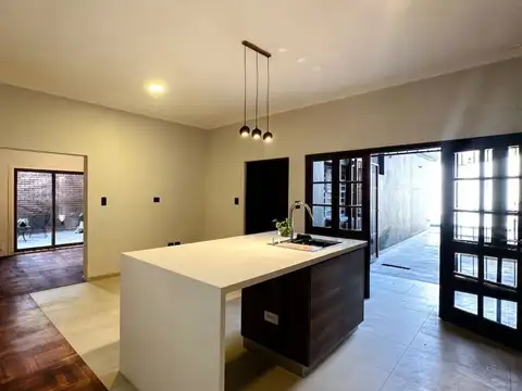 CASA 3 DORMITORIOS PLANTA BAJA BARRIO URCA