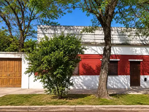 CASA EN VENTA CON BUENA UBICACION Y GRAN POTENCIAL