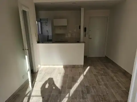 Departamento 3 ambientes  luminoso reciclado a nuevo