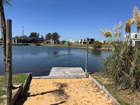 La Pista, Barrio El Ensueño, Ingeniero Maschwitz 1500