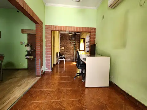 Depto Tipo Casa en Venta con 2 cocheras