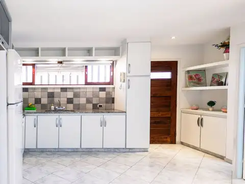 Depto Tipo Casa en Venta de 3 ambientes
