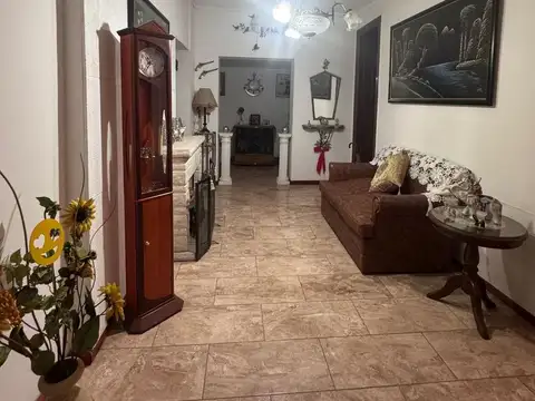 Depto Tipo Casa en Venta 35 años