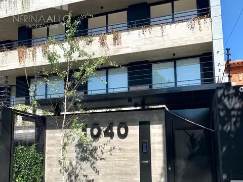 VENTA DEPARTAMENTO DOS AMBIENTES CON PARQUE CASTELAR NORTE