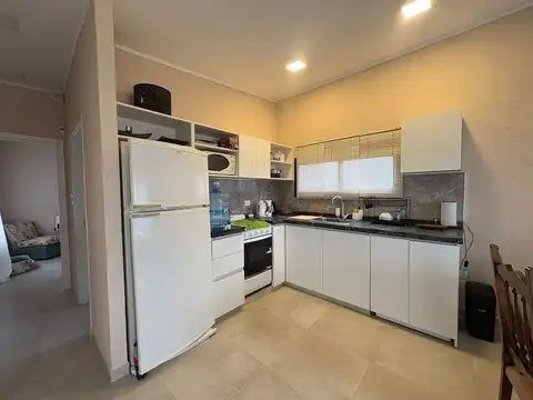 Casa 2 ambientes con 1 baño