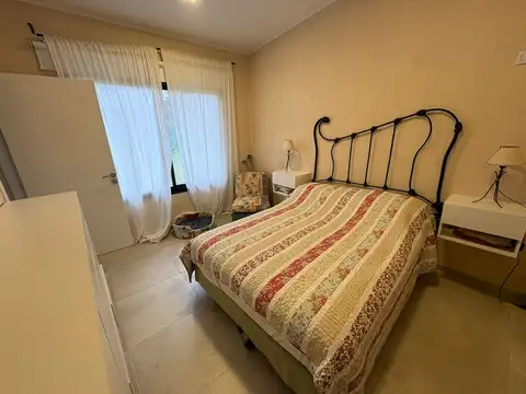 VENTA CASA 1 DORMI AMOBLADA POTRERO DE GARAY CBA