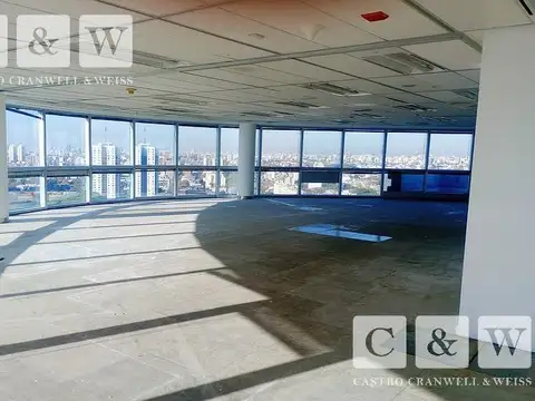 Oficina en Alquiler con 3 cocheras