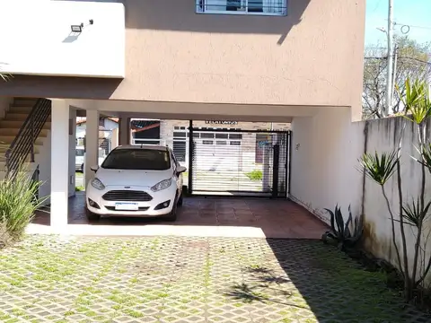 Casa 2 ambientes con 1 baño