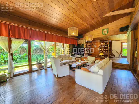 Casa 7 ambientes con 3 baños