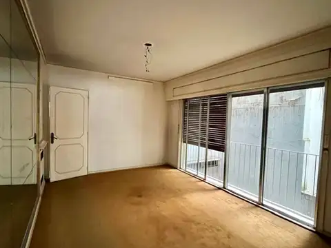 Departamento 6 ambientes con 2 baños