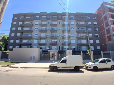 Departamento 3 ambientes en venta con Cochera CLAMACO