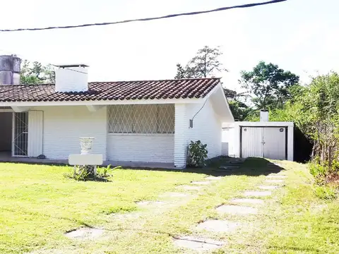 Punta del Este Casa Venta PH Jardín Parrilla para reciclar