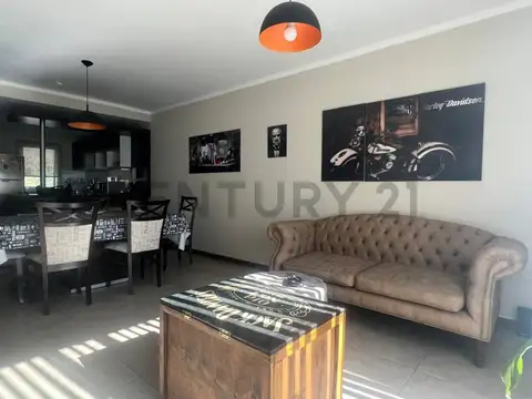 Se alquila departamento amoblado