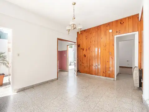 OPORTUNIDAD! CASA TIPO PH 3 AMB. +GALERÍA CUBIERTA