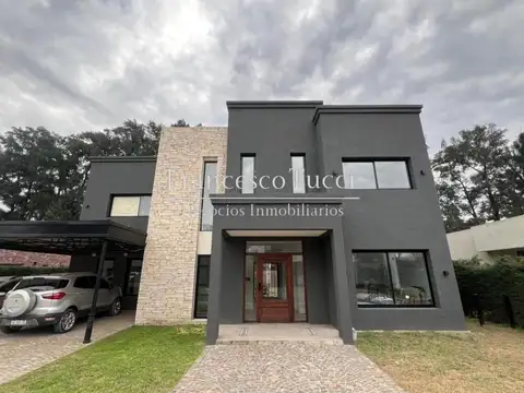 Casa en Venta en Barrio Privado Astorga