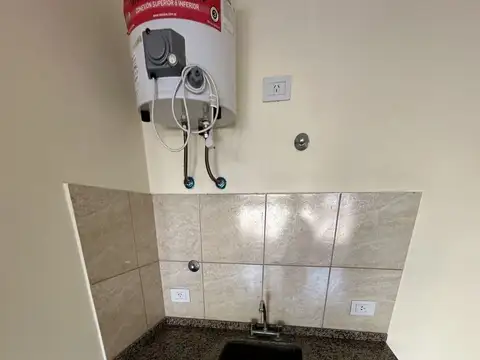 Alquiler de Local 50m2 , La Plata