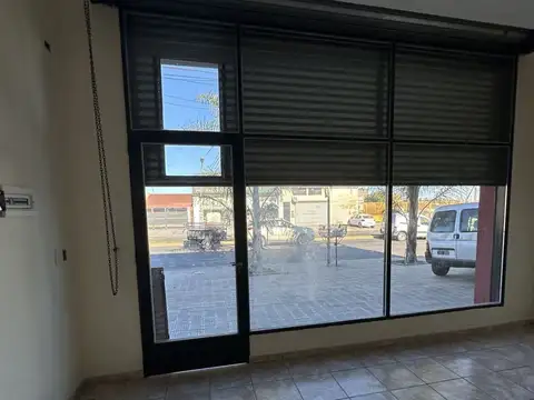 Local en Alquiler en Tolosa, $ 570.000