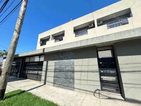Financiación 2 Ambientes al Frente con Cochera! – USD 54.999