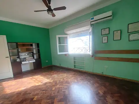 Depto de 2 amb en hermosa zona de Colegiales
