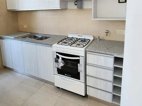 Departamento 2 dormitorios con Vista Franca al Río , incluye cochera