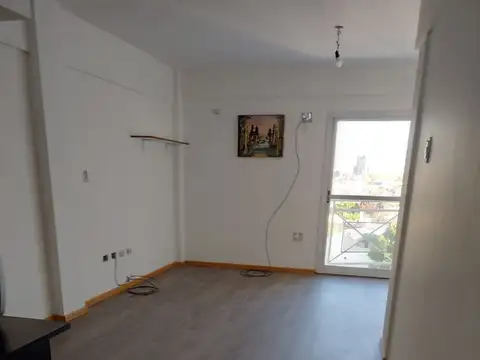 Avenida San Martín 7100, Piso 8