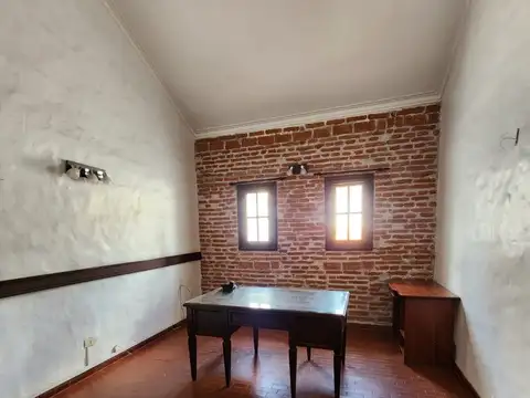 Oficina en Alquiler en Zona Centro, USD 300