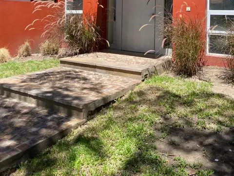 Highland Park C.C. 100