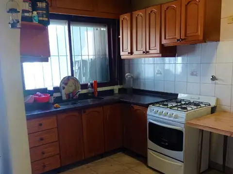 OPORTUNIDAD   DPTO 3 AMBIENTES CON TRES LOCALES EN PLANTA BAJA - BILINGHURST - SAN MARTIN