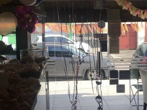 Local en Venta Via Pública