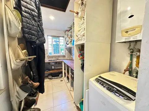 Venta casa de 2 dormitorios  en barrio Matheu