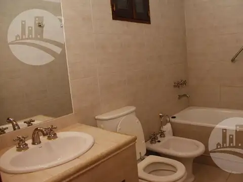 Hotel en Venta en Valeria Del Mar, USD 3.200.000