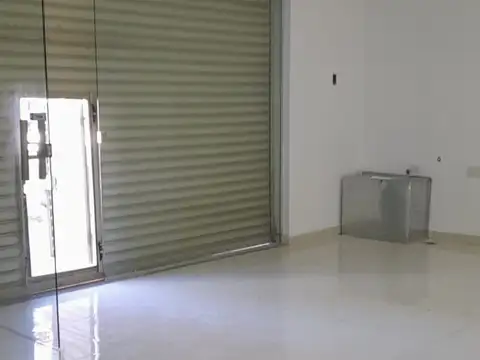 Local en Alquiler en Burzaco, $ 1.350.000