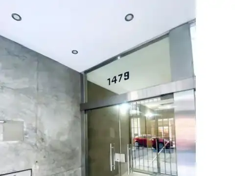 Departamento de Un ambiente divisible reciclado a nuevo