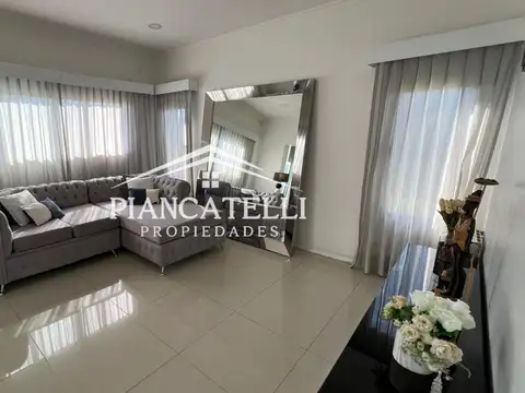 VENTA DE ELEGANTE PROPIEDAD DE 5 AMBIENTES EN COUNTRY TERRAVISTA