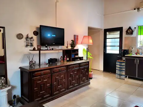 Depto Tipo Casa 3 ambientes con 1 baño