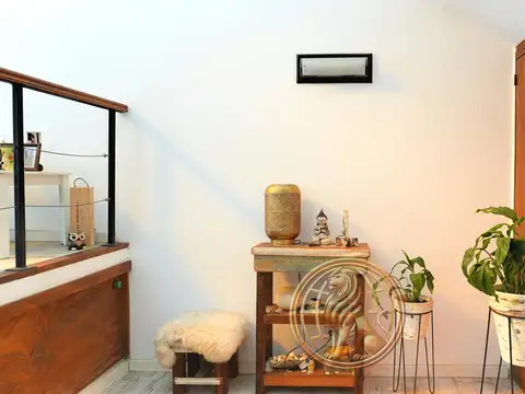 Depto Tipo Casa en Venta con 1 cocheras