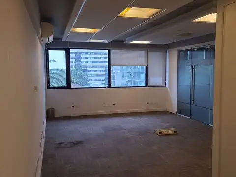 Oficina en Venta en Olivos, USD 143.000