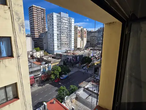 DUEÑO VENDE OFICINA EN ONCE CONTRAFRENTE 15 MTS CUBIERTOS CON OPCION FINANCIACION PRIVADA