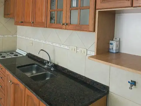 Departamento en Alquiler en Lomas de Zamora, $ 650.000