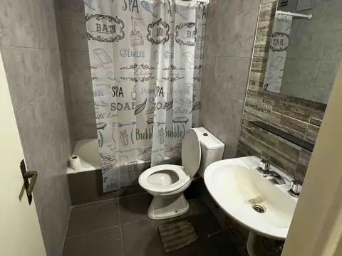 Departamento en Alquiler en Recoleta, $ 750.000