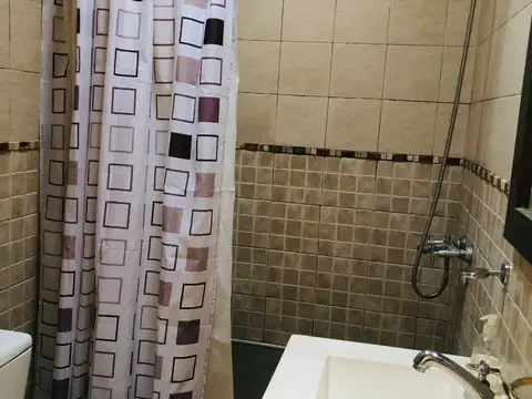 Depto Tipo Casa en Venta en Chilavert, USD 89.000