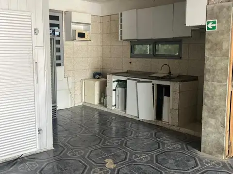 Local en Venta en Las Heras, USD 145.000