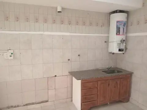 Depto Tipo Casa en Alquiler de 3 ambientes